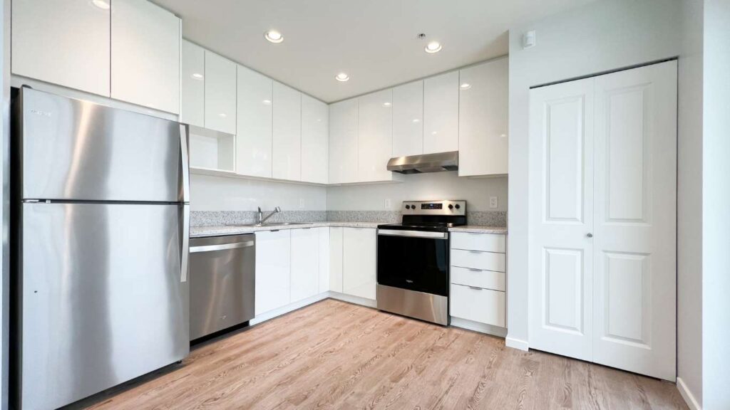 5390 University Blvd Vancouver-10