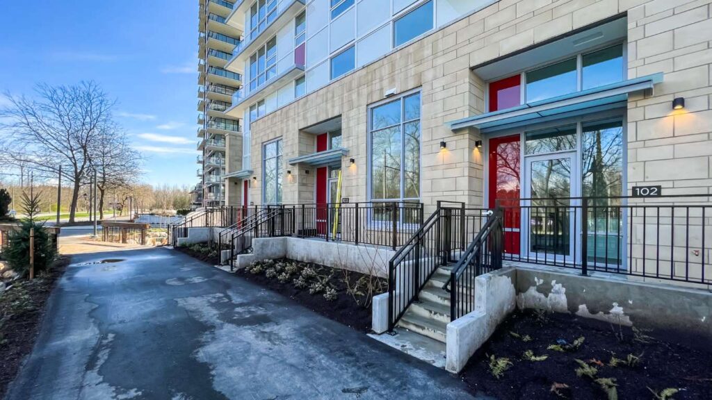 50Unit 102 - 5425 Shortcut Road Vancouver-01