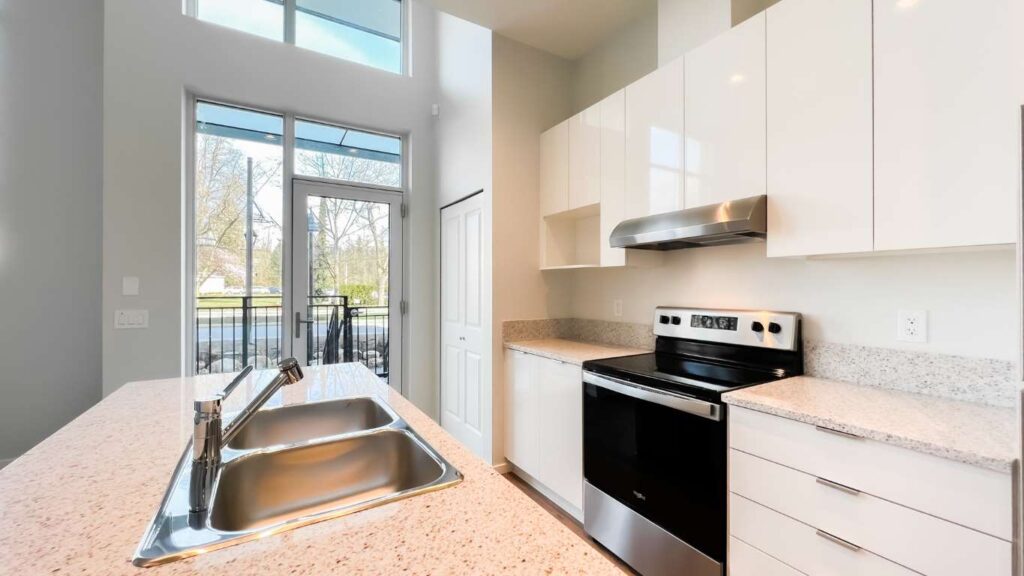 Unit 102 - 5425 Shortcut Road Vancouver-06