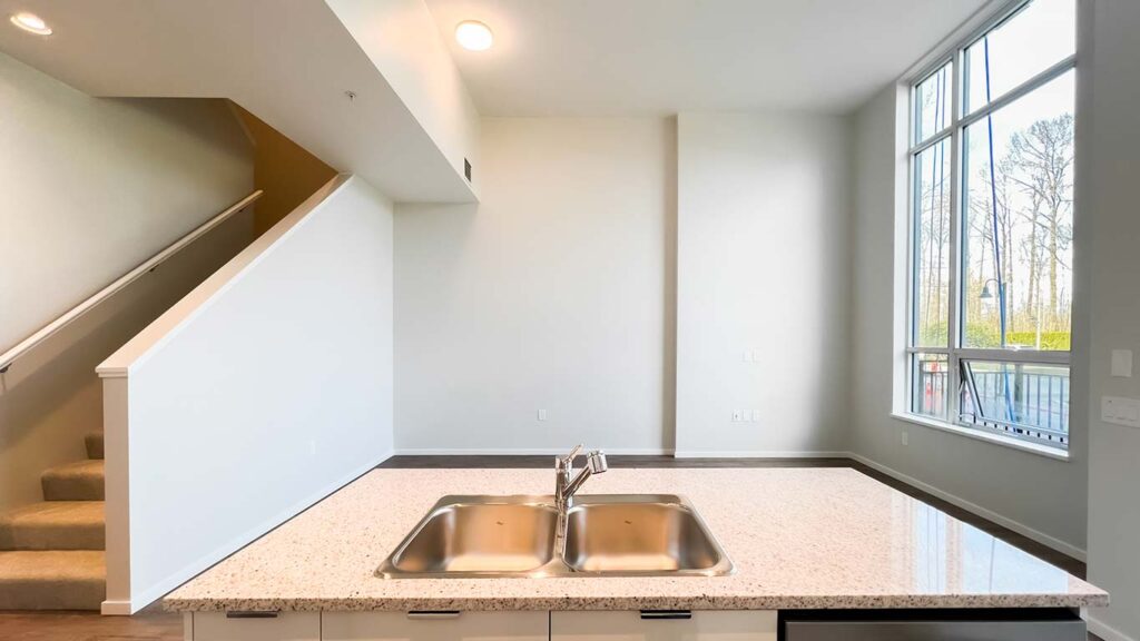 Unit 102 - 5425 Shortcut Road Vancouver-07